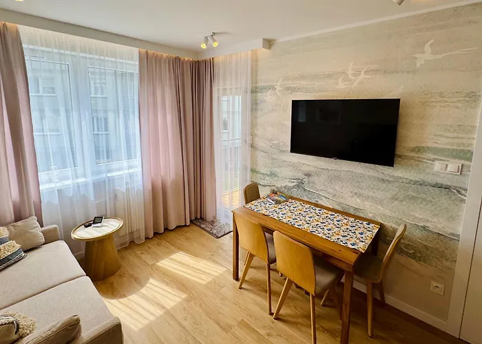 Modrzewiowa Przygoda Debina (Ustka)